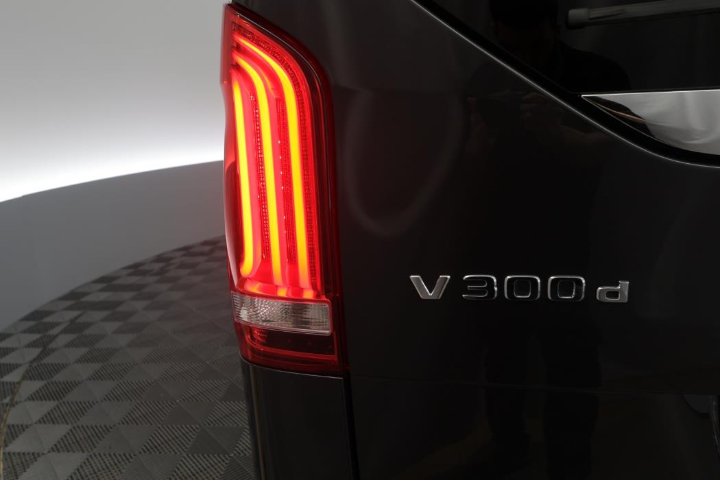 Mercedes-Benz V 2021