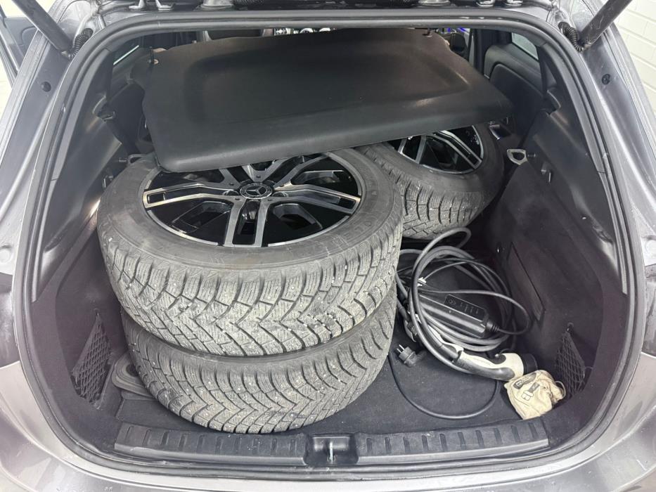 Mercedes-Benz GLA 2021