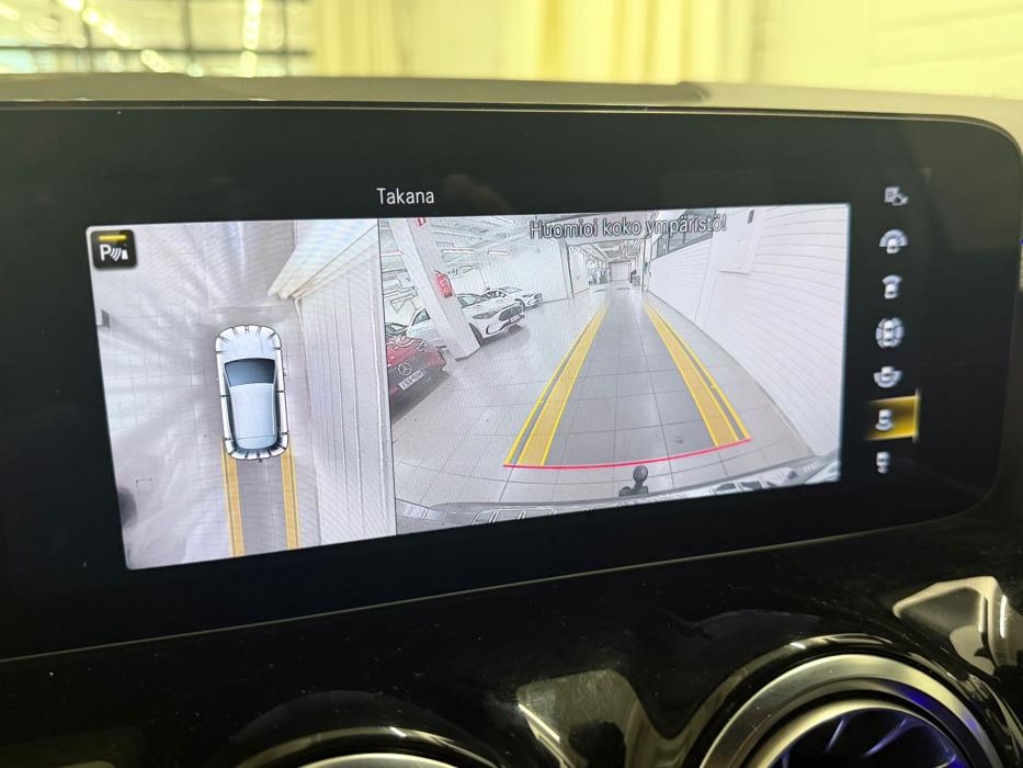 Mercedes-Benz GLA 2021