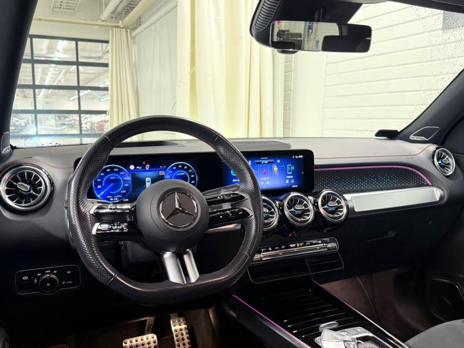 Mercedes-Benz EQB 2024