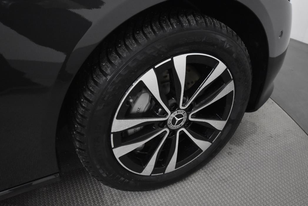 Mercedes-Benz C 2025