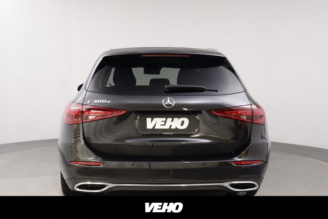 Mercedes-Benz C 2025