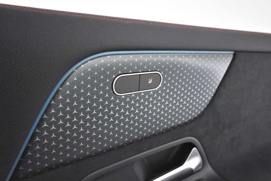 Mercedes-Benz EQA 2025