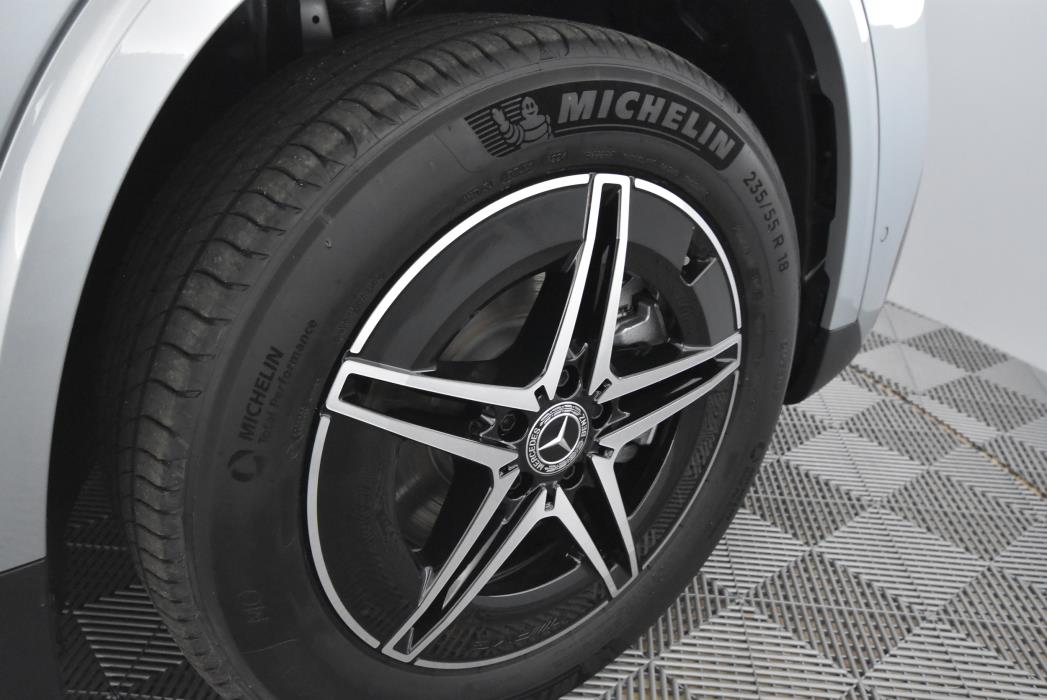 Mercedes-Benz EQA 2025