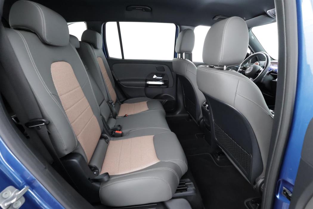 Mercedes-Benz EQB 2025