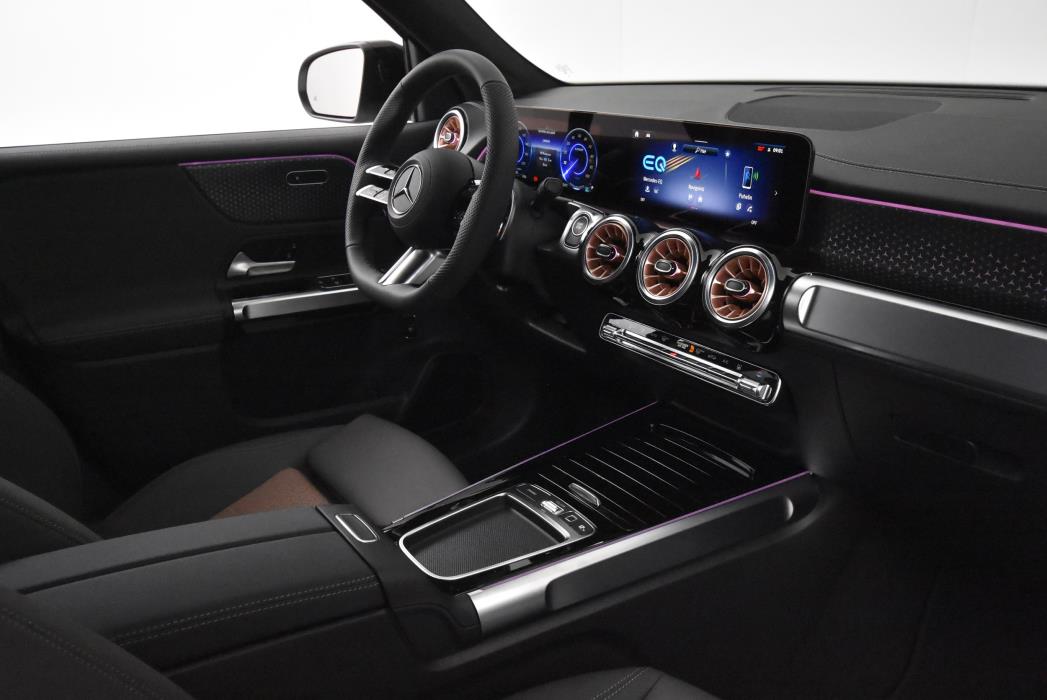 Mercedes-Benz EQB 2025