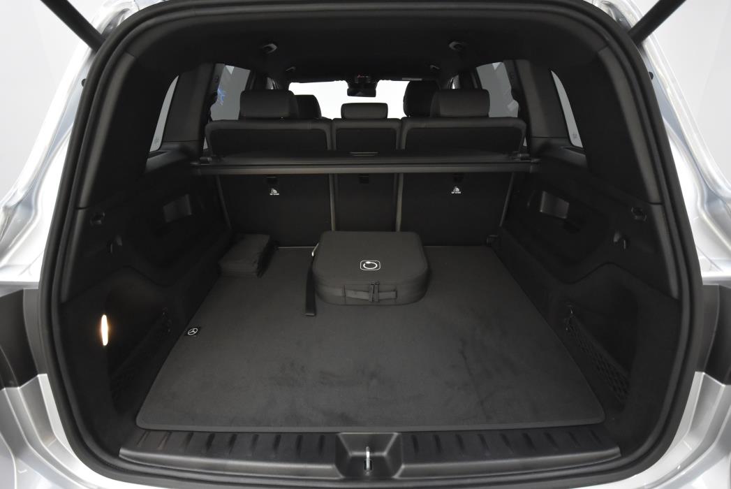 Mercedes-Benz EQB 2025