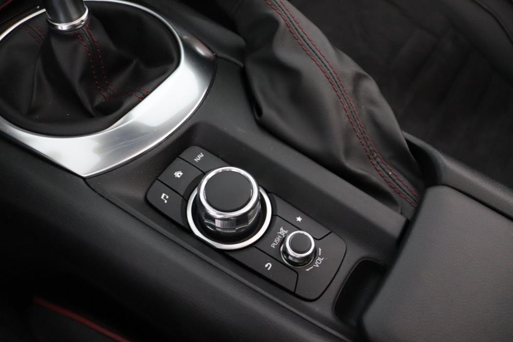 MAZDA MX-5 2016