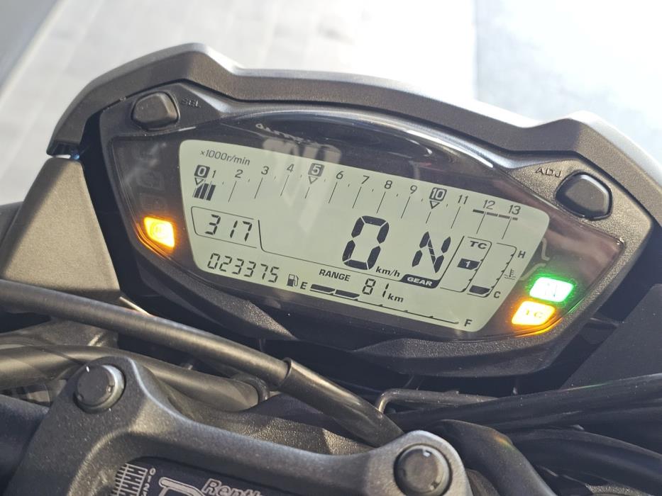 SUZUKI GSX-S 2020