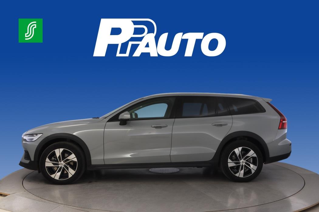 VOLVO V60 Cross Country 2024