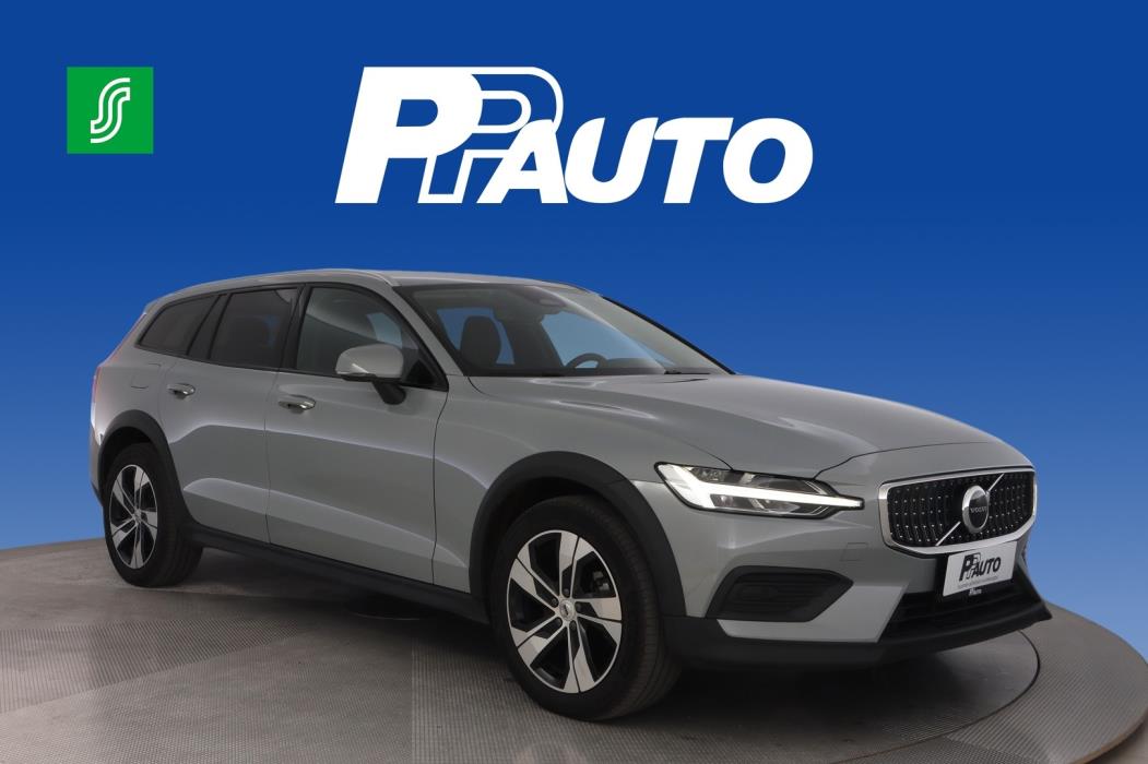 VOLVO V60 Cross Country 2024