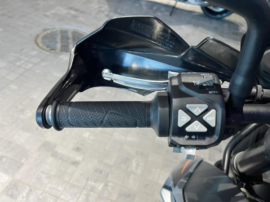 KTM 890 2021