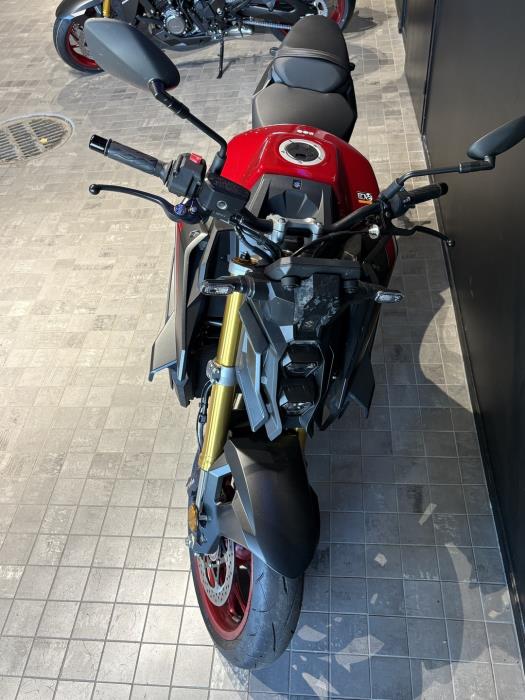 SUZUKI GSX-S 2026