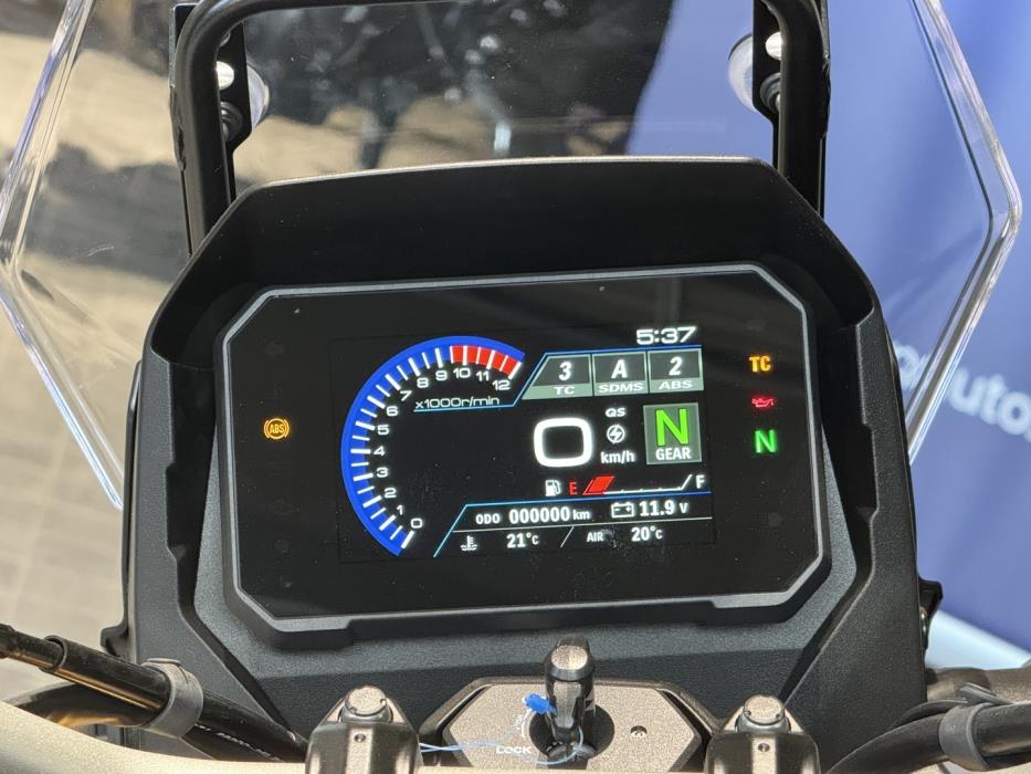 SUZUKI V-STROM 2026
