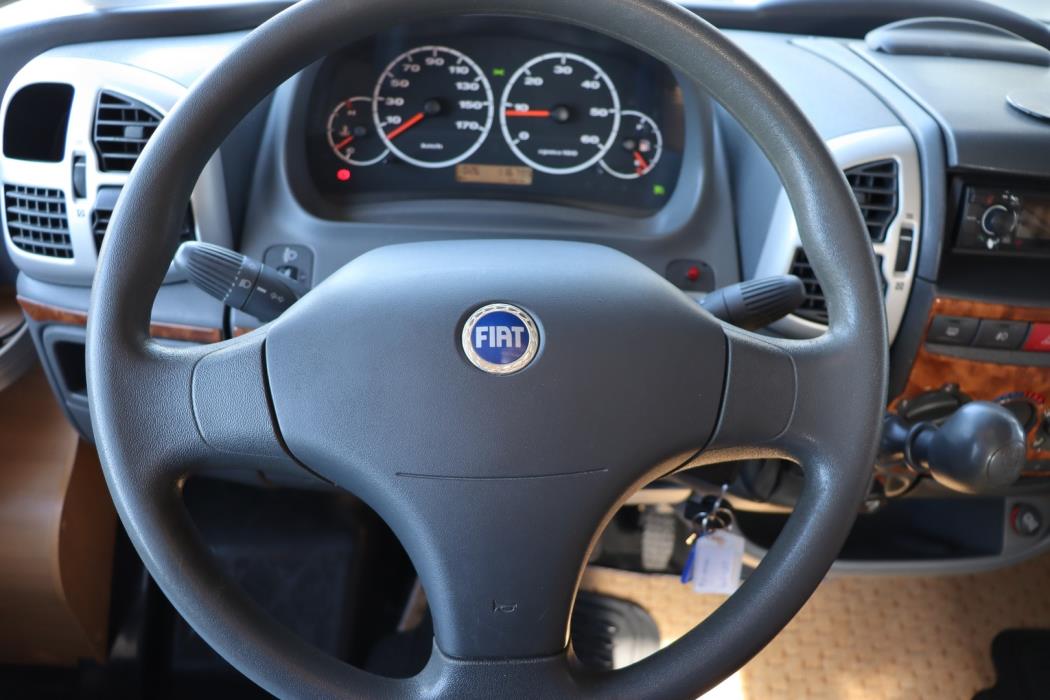 FIAT-BURSTNER I681 2004