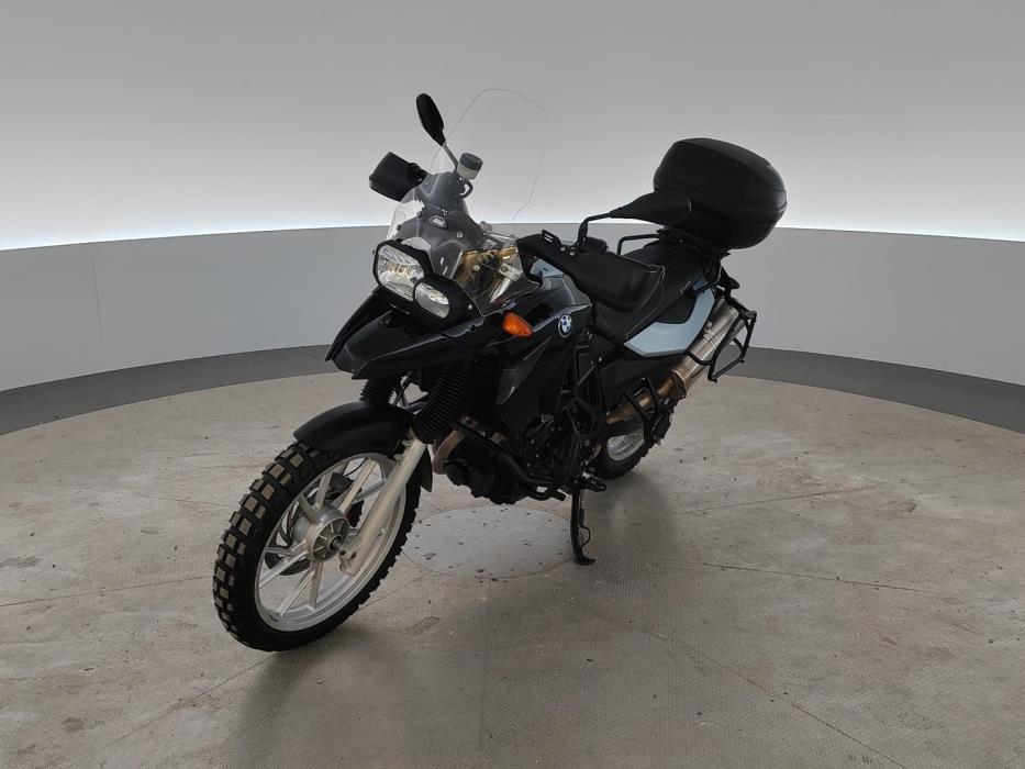 BMW F 2009