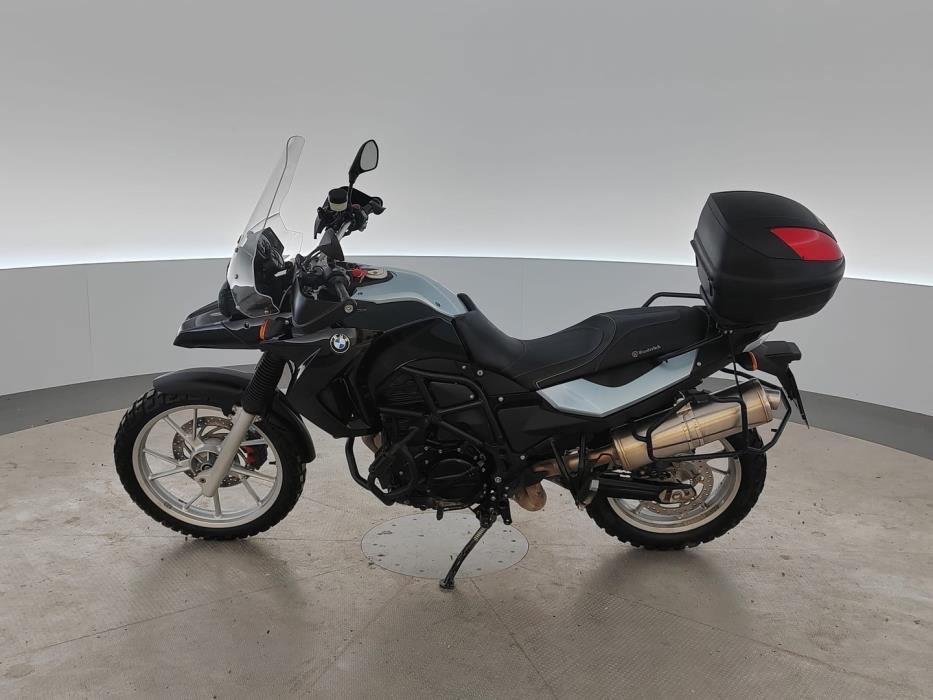 BMW F 2009