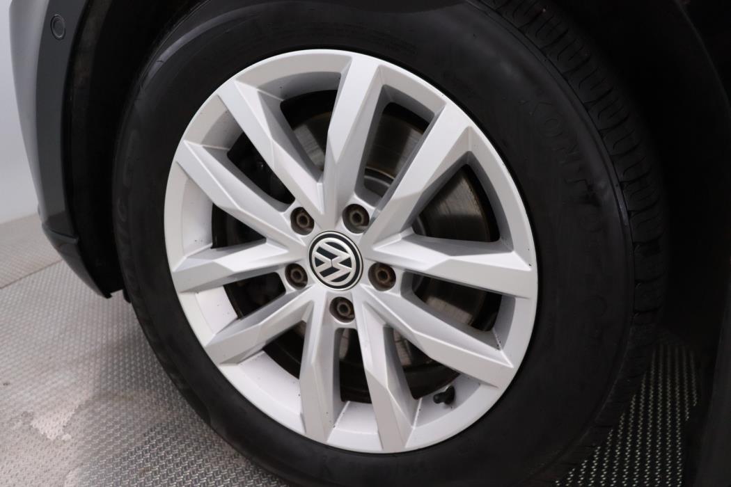 VOLKSWAGEN Passat 2019