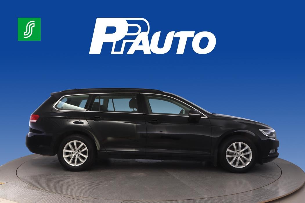 VOLKSWAGEN Passat 2019