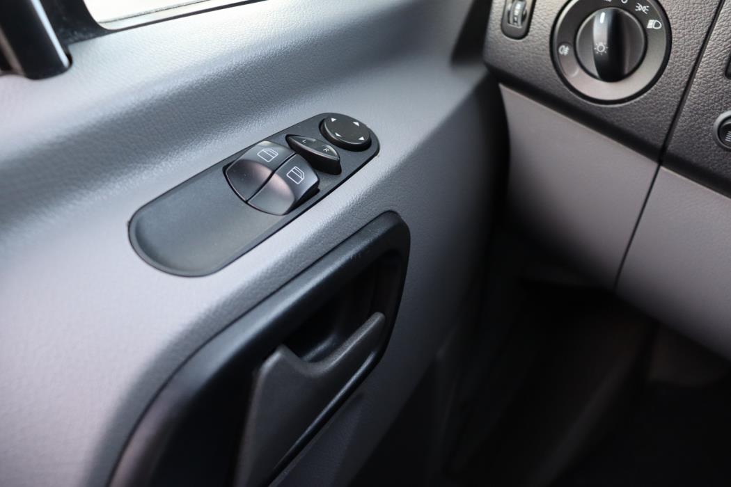 MERCEDES-BENZ Sprinter 2016