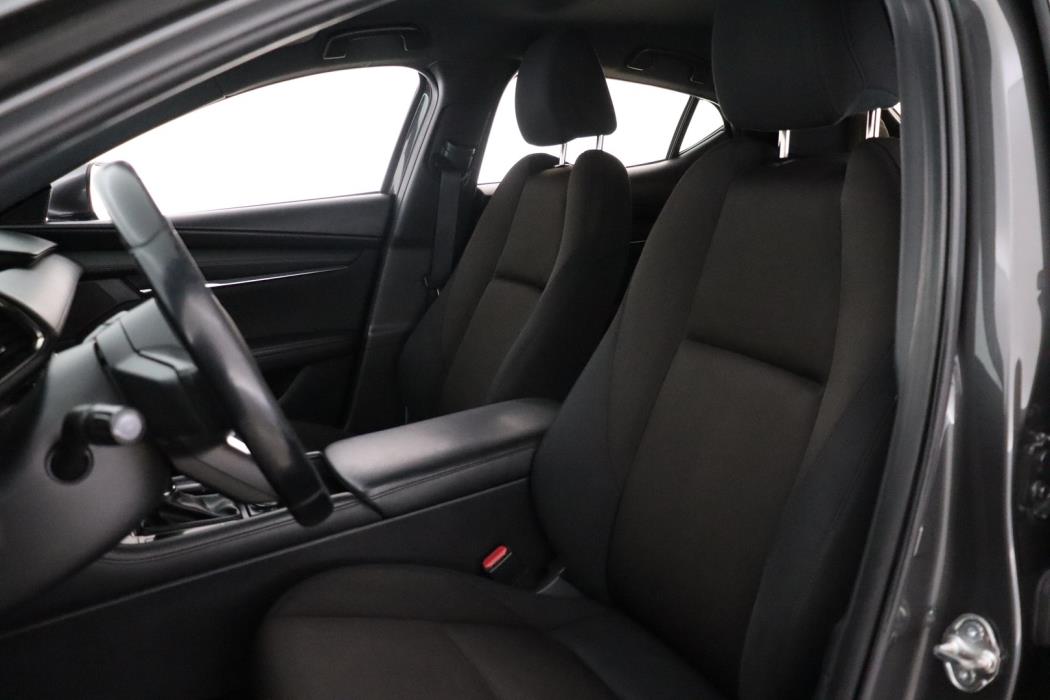 MAZDA 3 2020