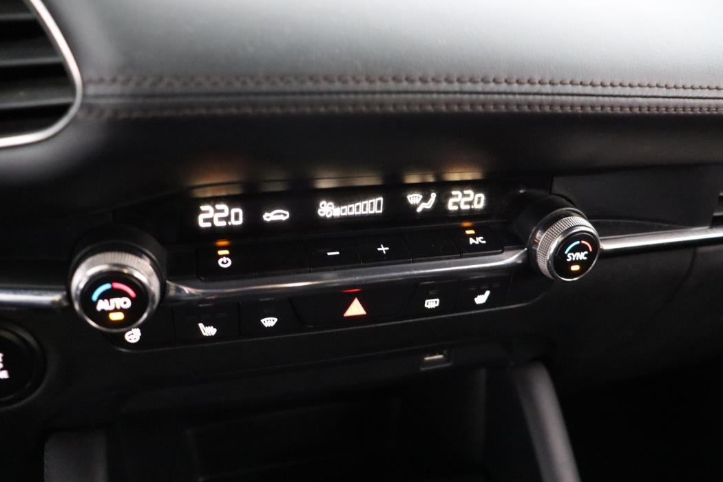 MAZDA 3 2020