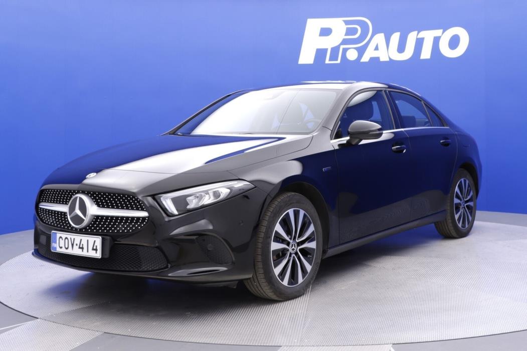 MERCEDES-BENZ A 2020