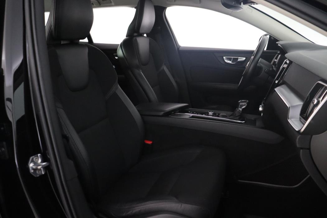VOLVO V60 Cross Country 2019