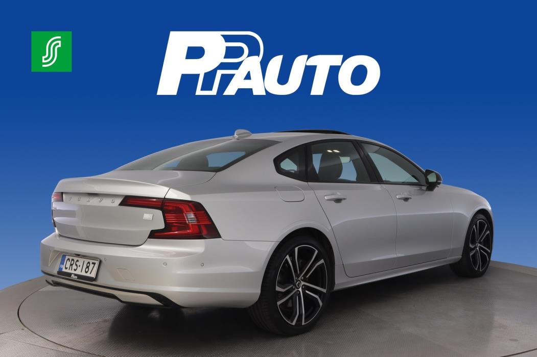 VOLVO S90 2023
