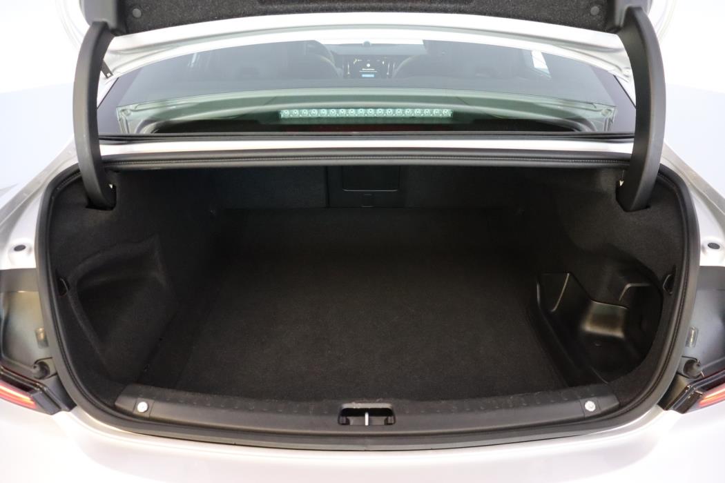 VOLVO S90 2023
