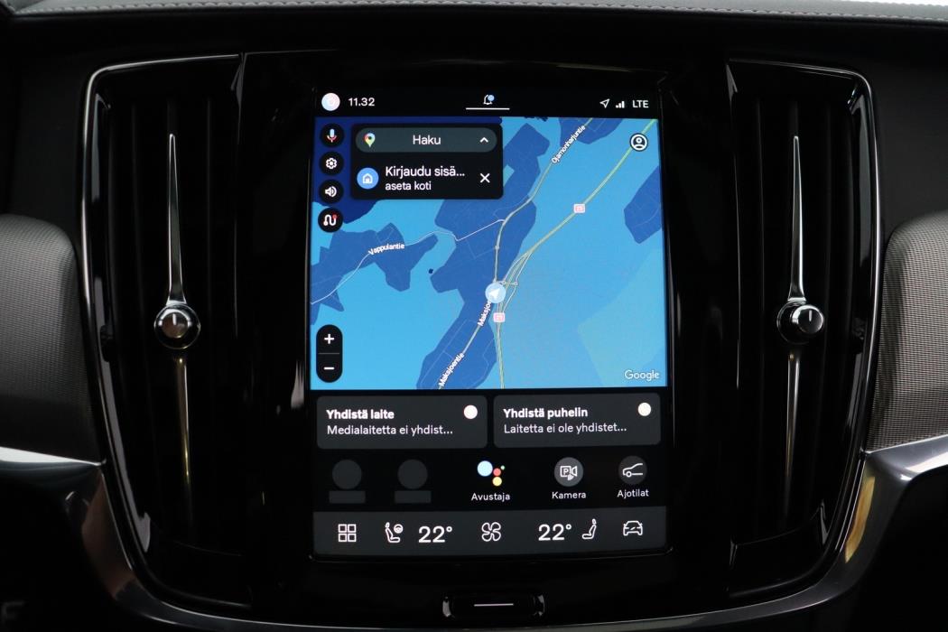VOLVO S90 2023