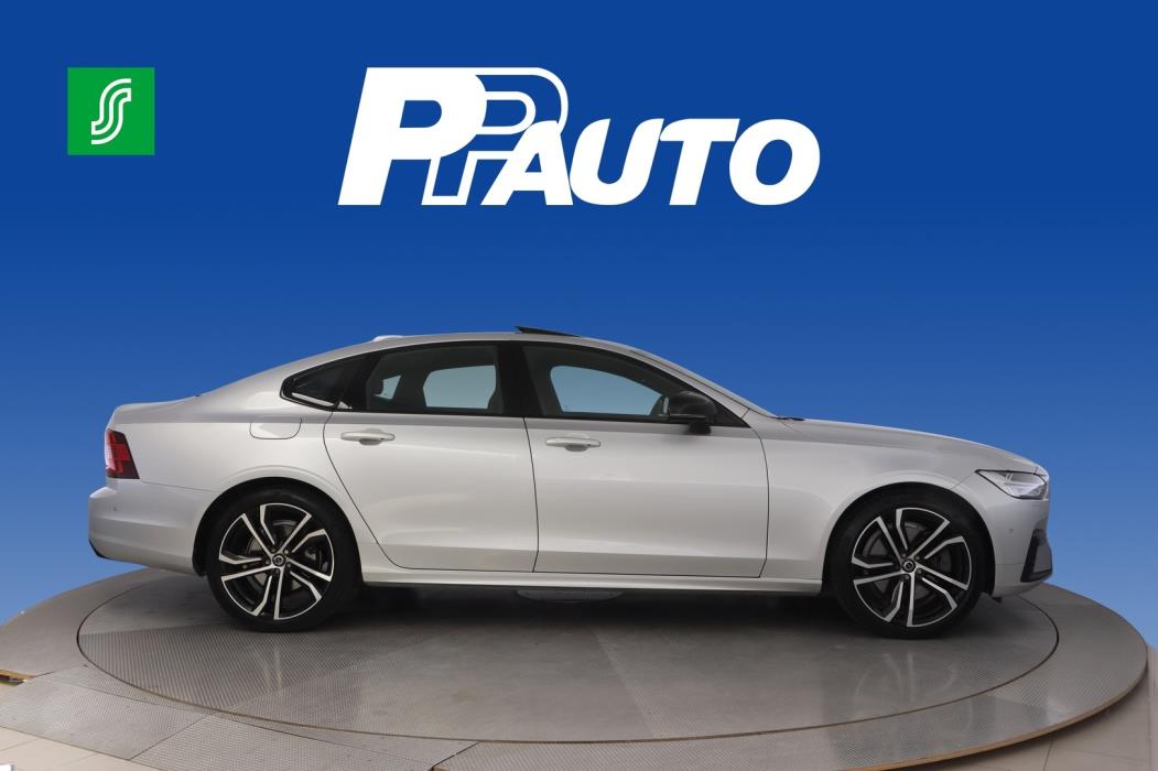 VOLVO S90 2023