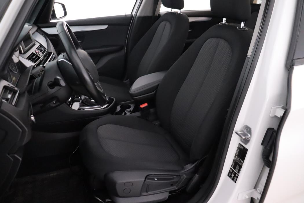 BMW 218 2018