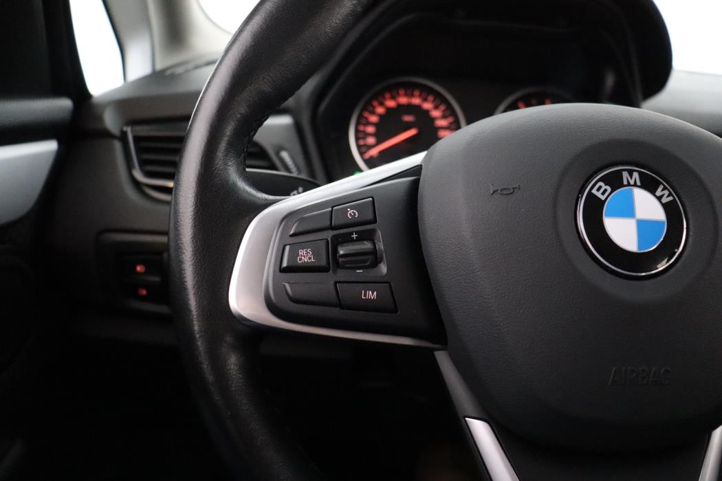 BMW 218 2018