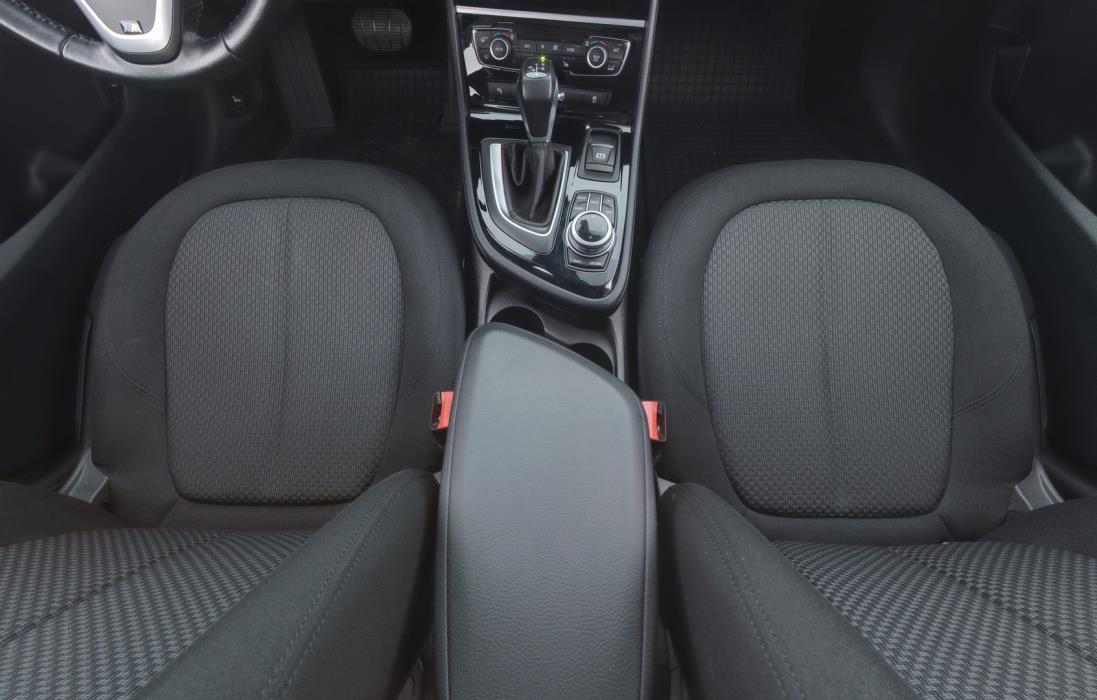 BMW 218 2018