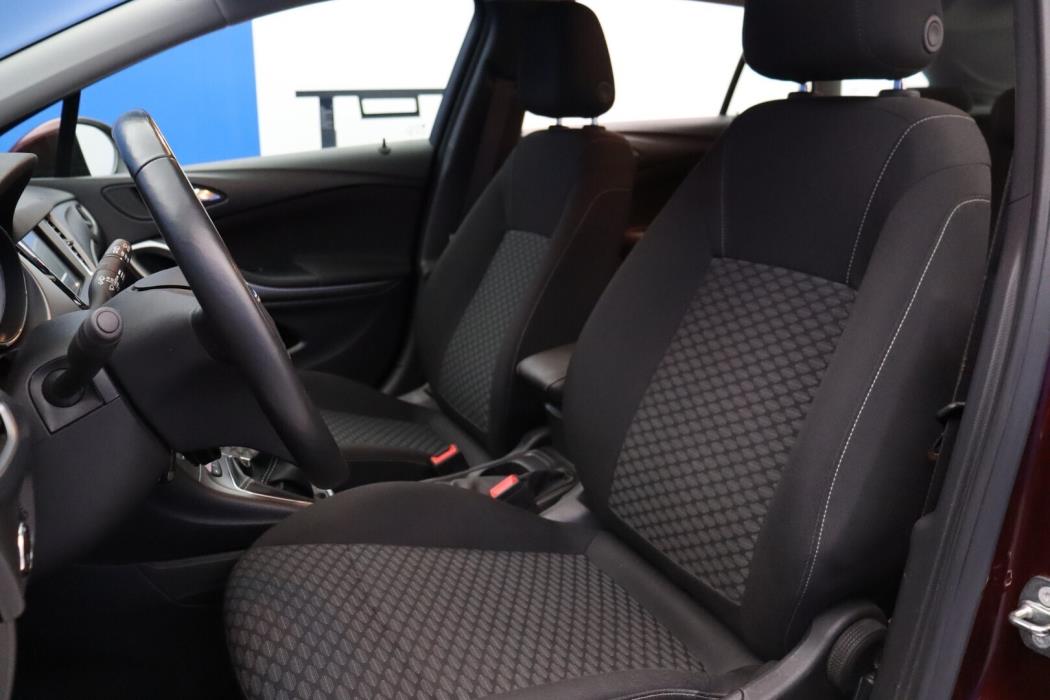 OPEL Astra 2018