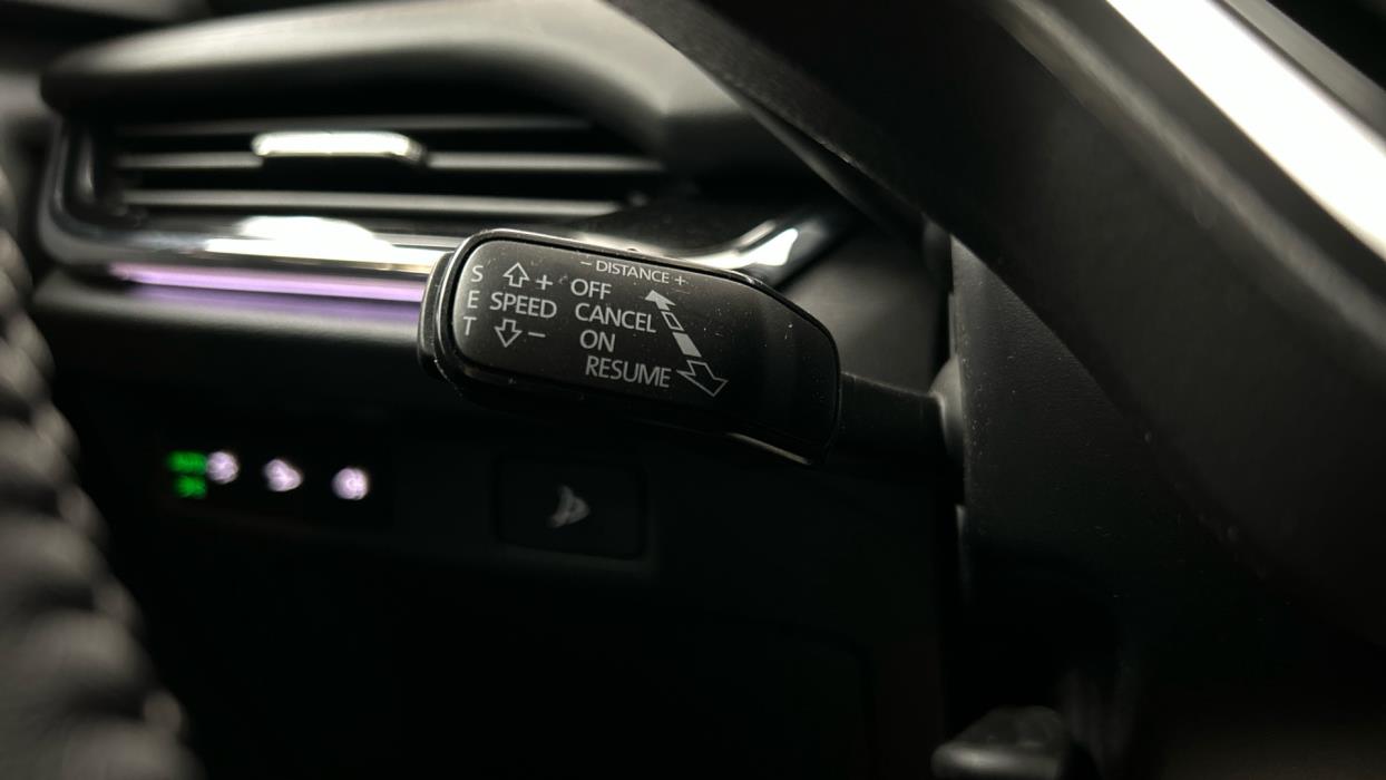 SKODA Enyaq 2025