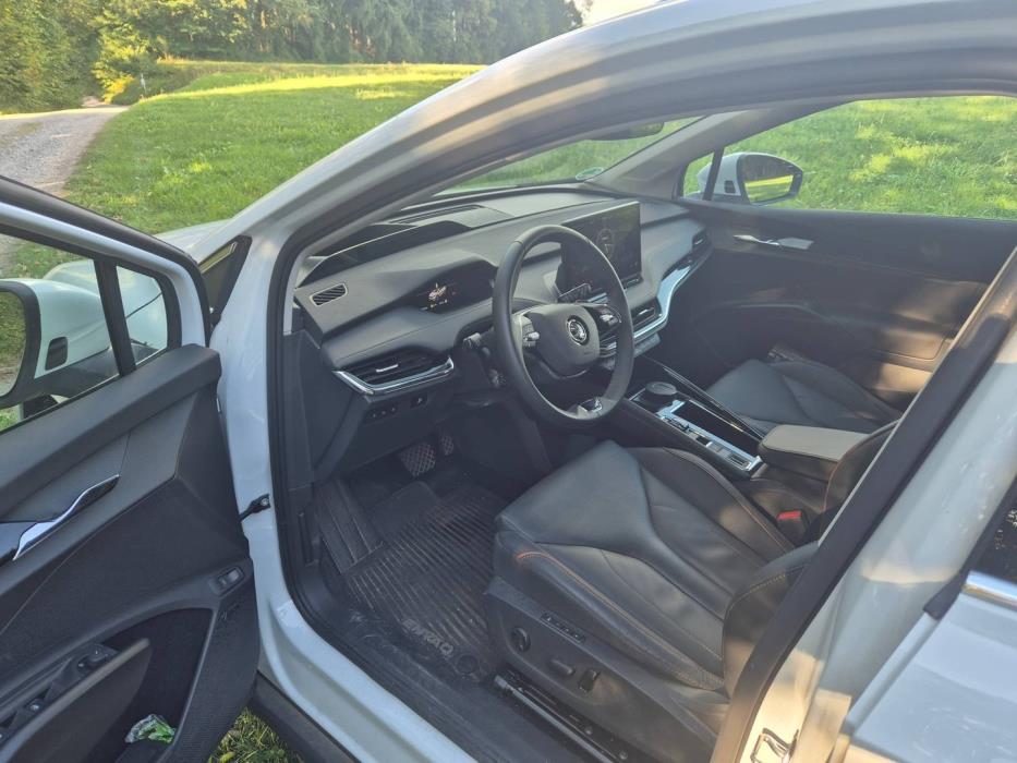 SKODA Enyaq 2024