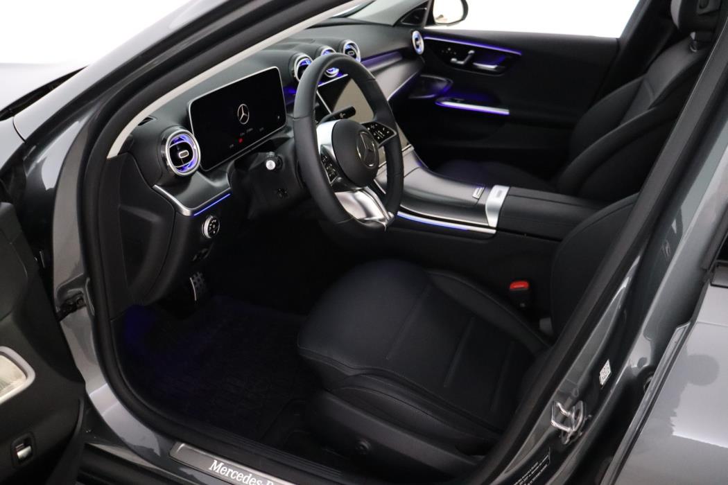 MERCEDES-BENZ C 2025