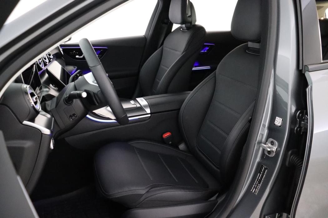 MERCEDES-BENZ C 2025