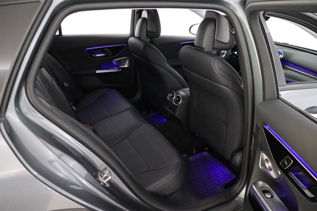 MERCEDES-BENZ C 2025