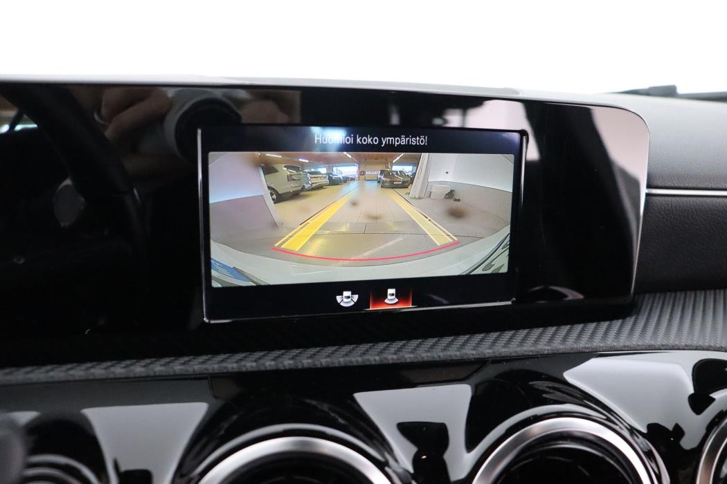 MERCEDES-BENZ A 2019