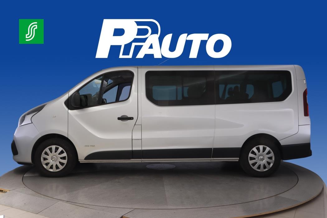RENAULT Trafic Passenger 2016