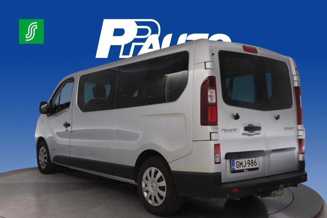 RENAULT Trafic Passenger 2016
