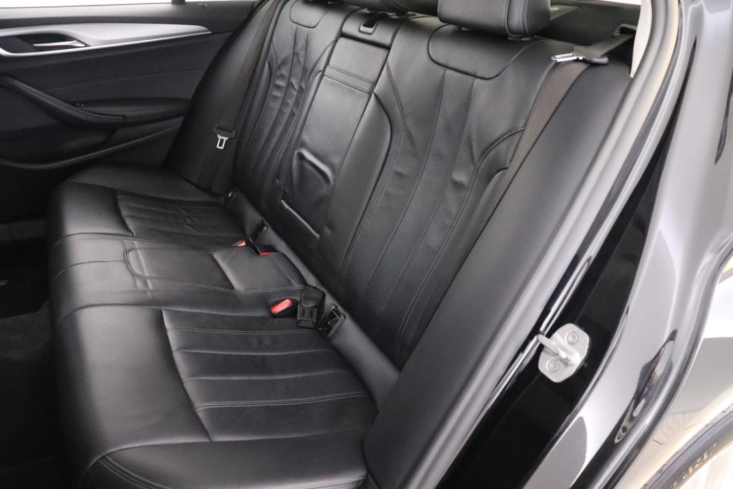 BMW 520 2019