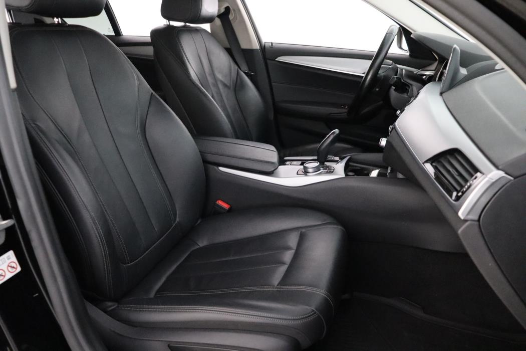 BMW 520 2019
