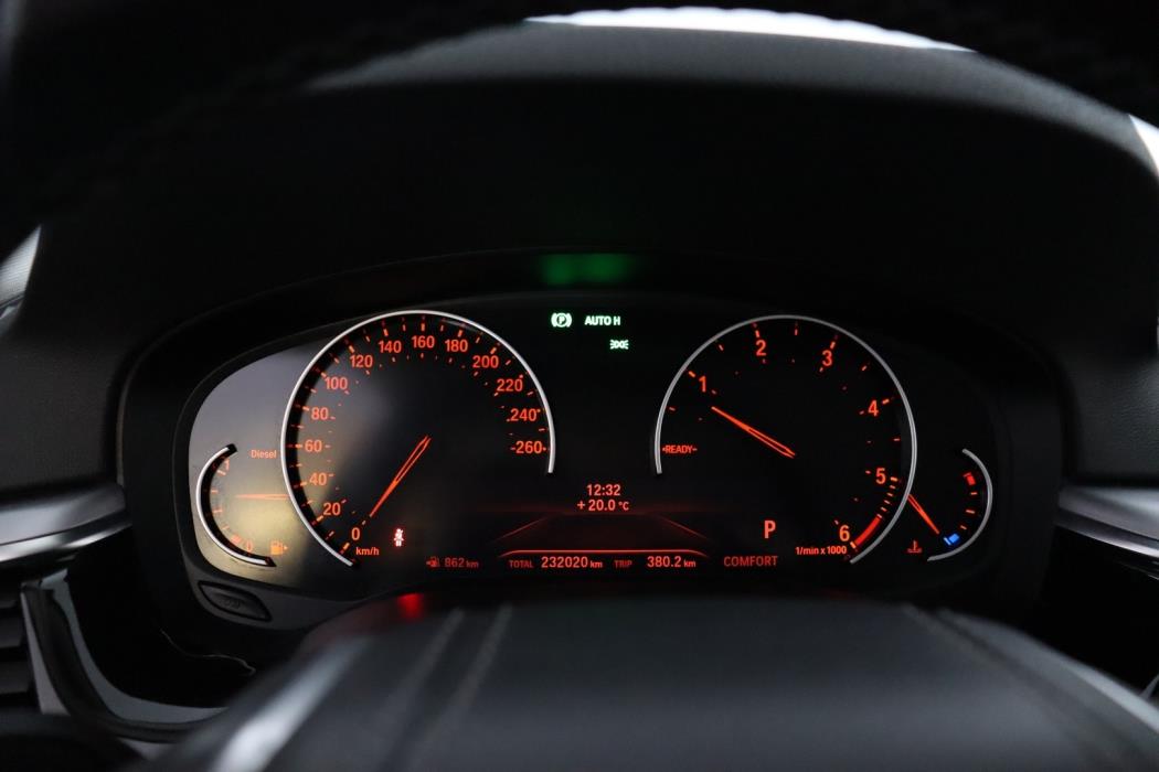 BMW 520 2019