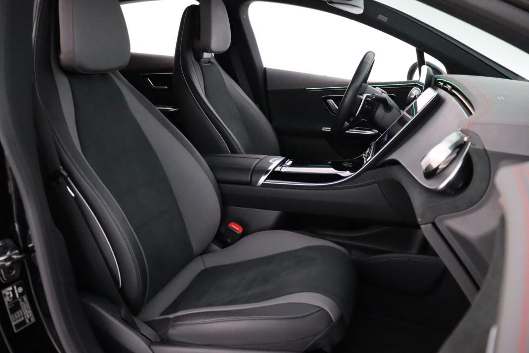 MERCEDES-BENZ EQE 2023