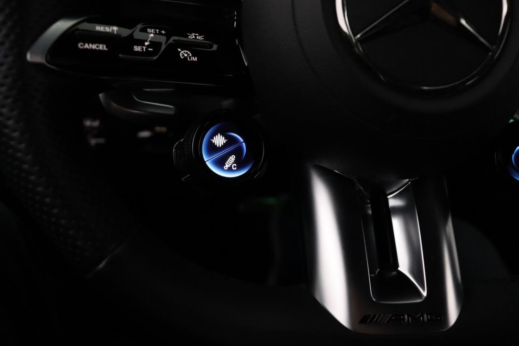 MERCEDES-BENZ EQE 2023