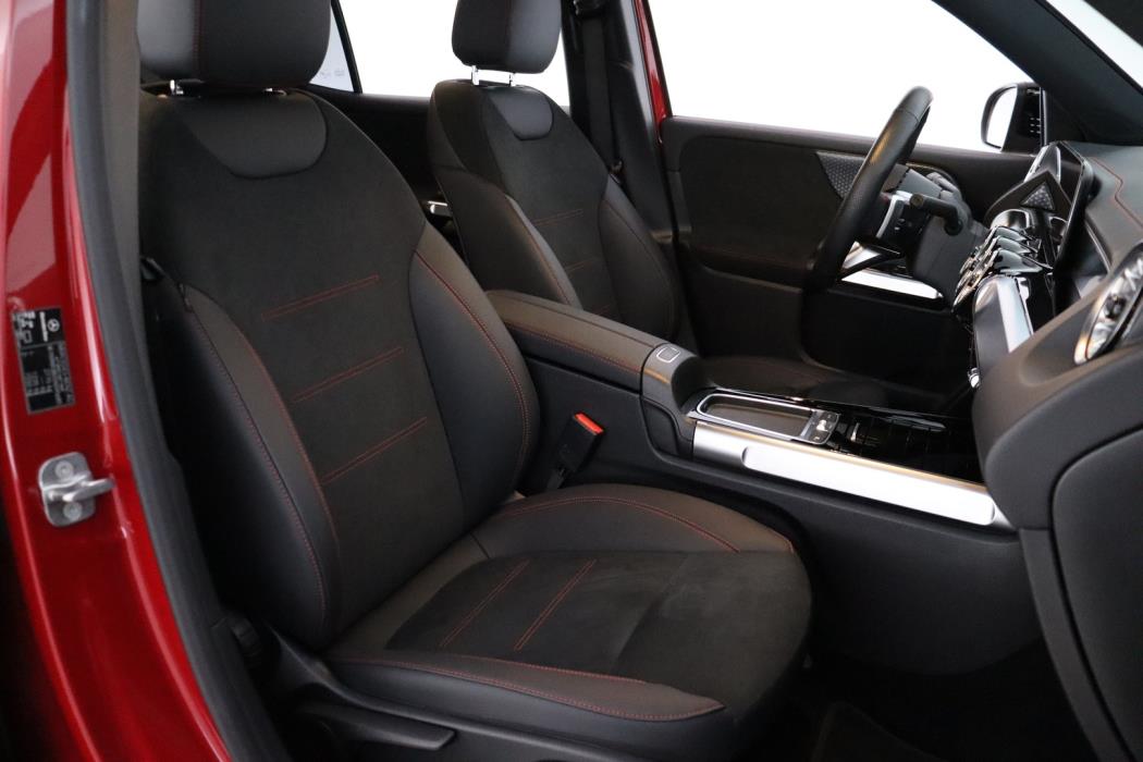 MERCEDES-BENZ EQB 2024